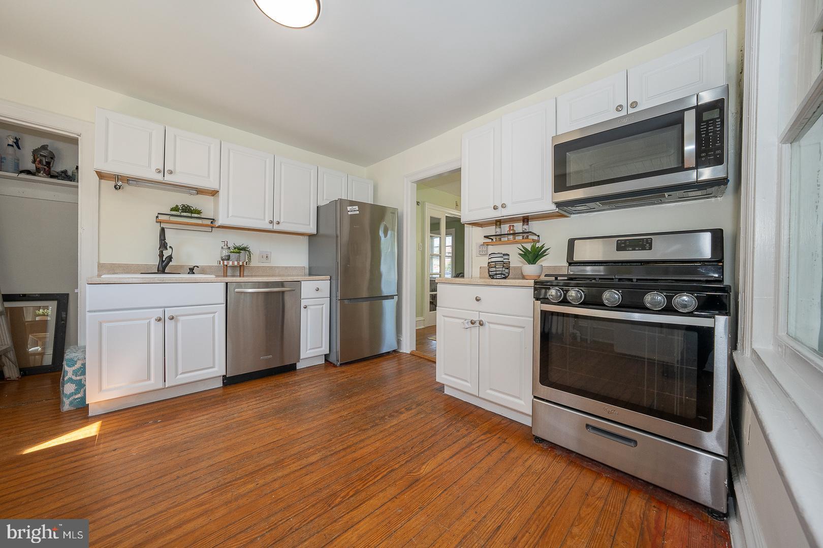 DEEPDALE - Residential