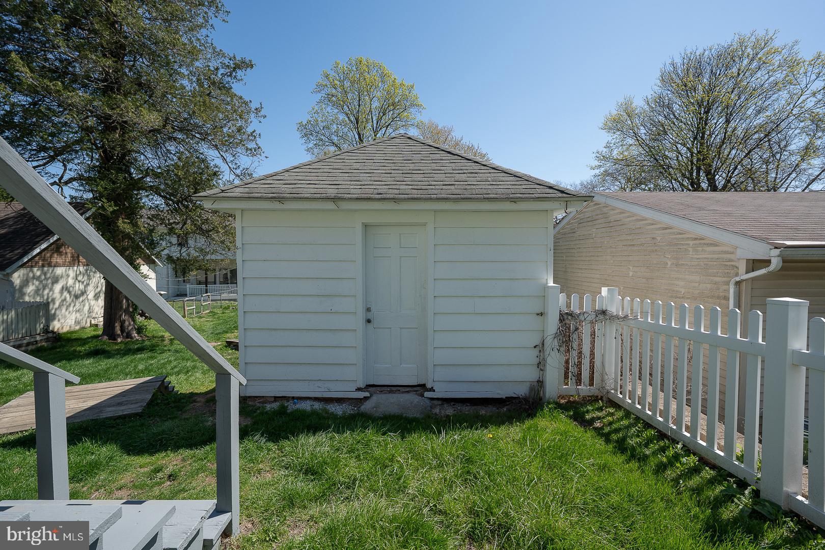 DEEPDALE - Residential