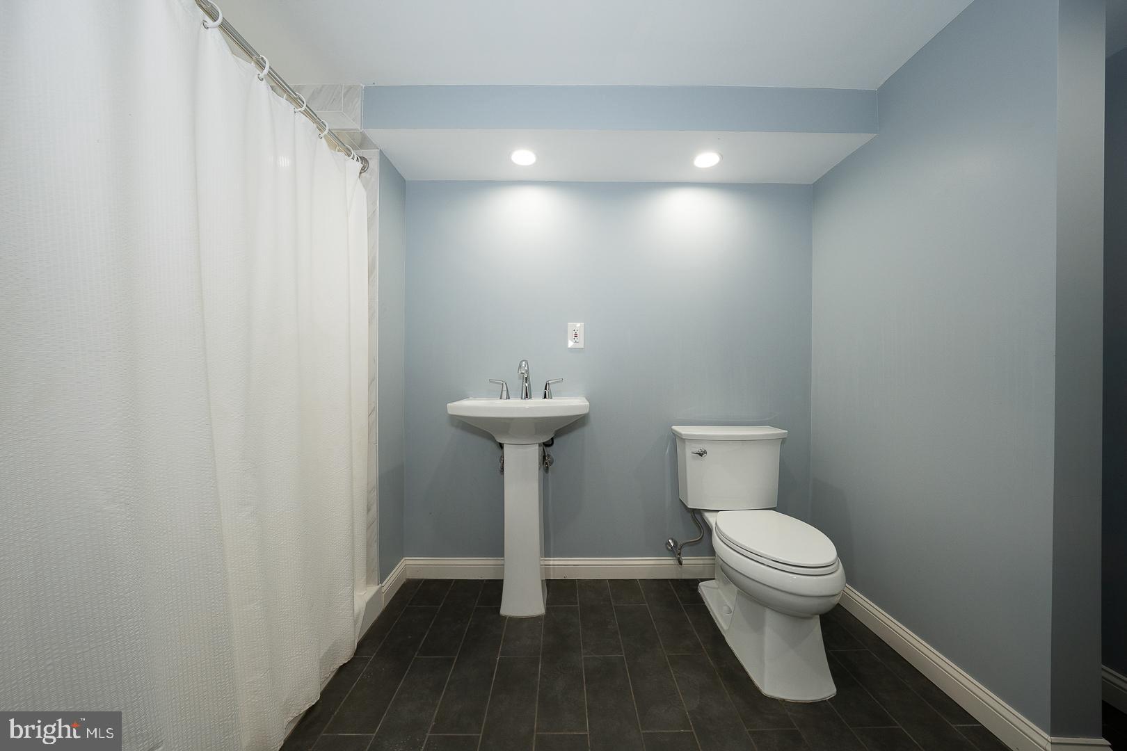 DEEPDALE - Residential