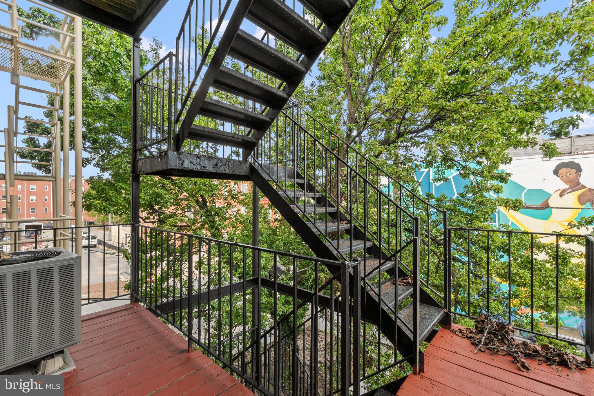 STATION NORTH ARTS DISTRICT - Residential Income