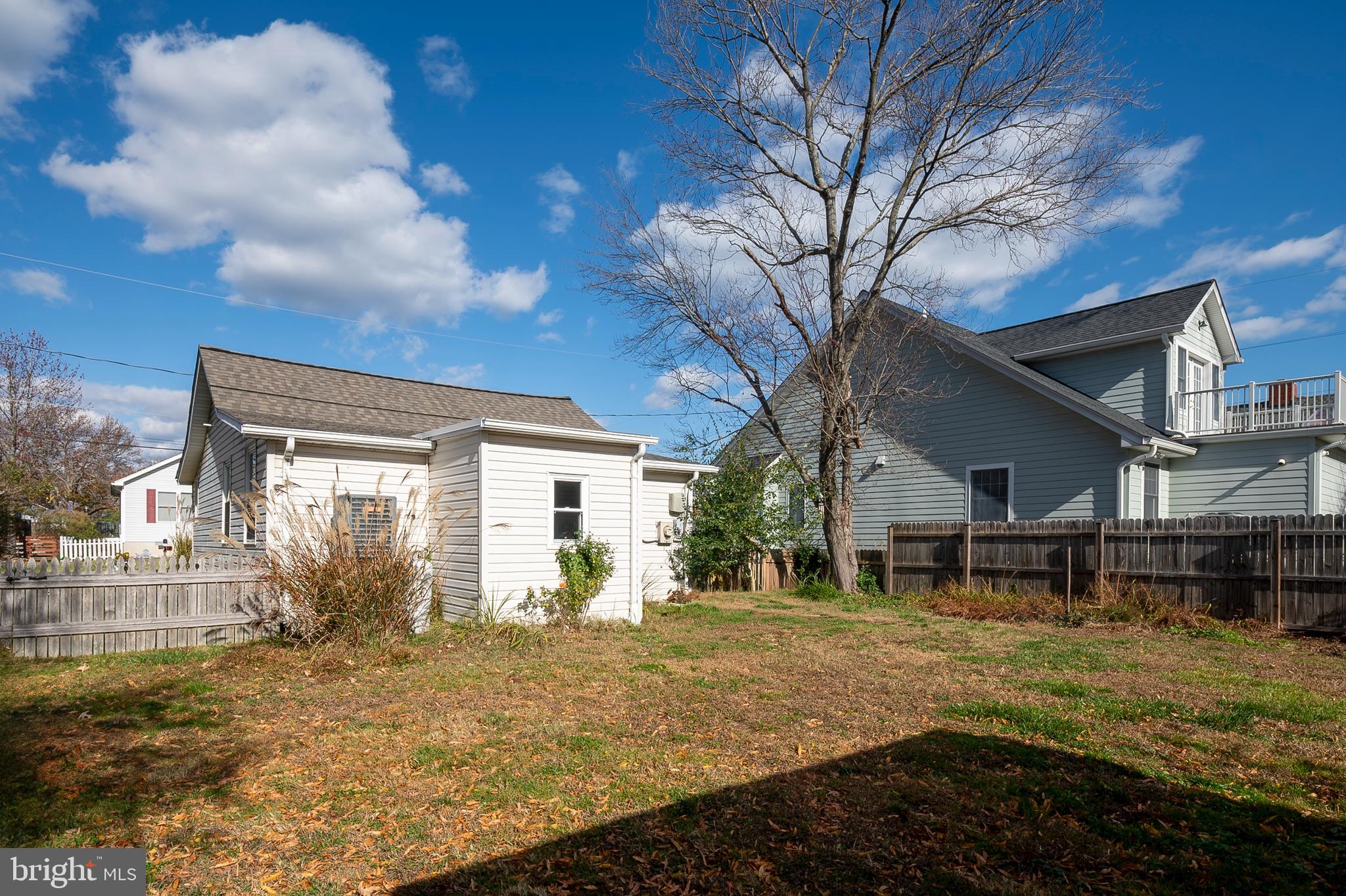 CEDARHURST ON THE BAY - Residential