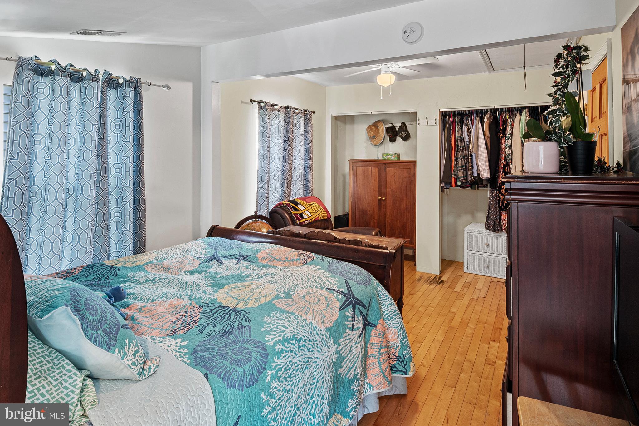 CEDARHURST ON THE BAY - Residential