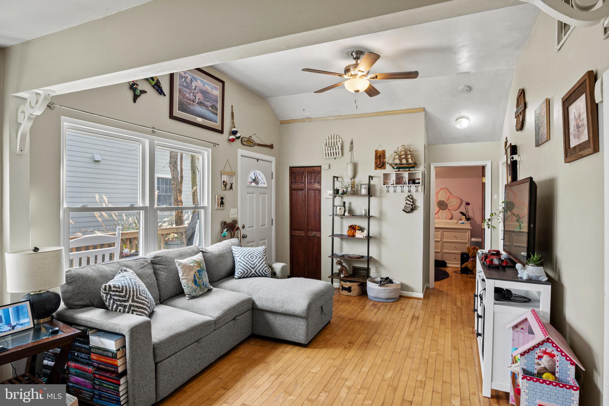 CEDARHURST ON THE BAY - Residential