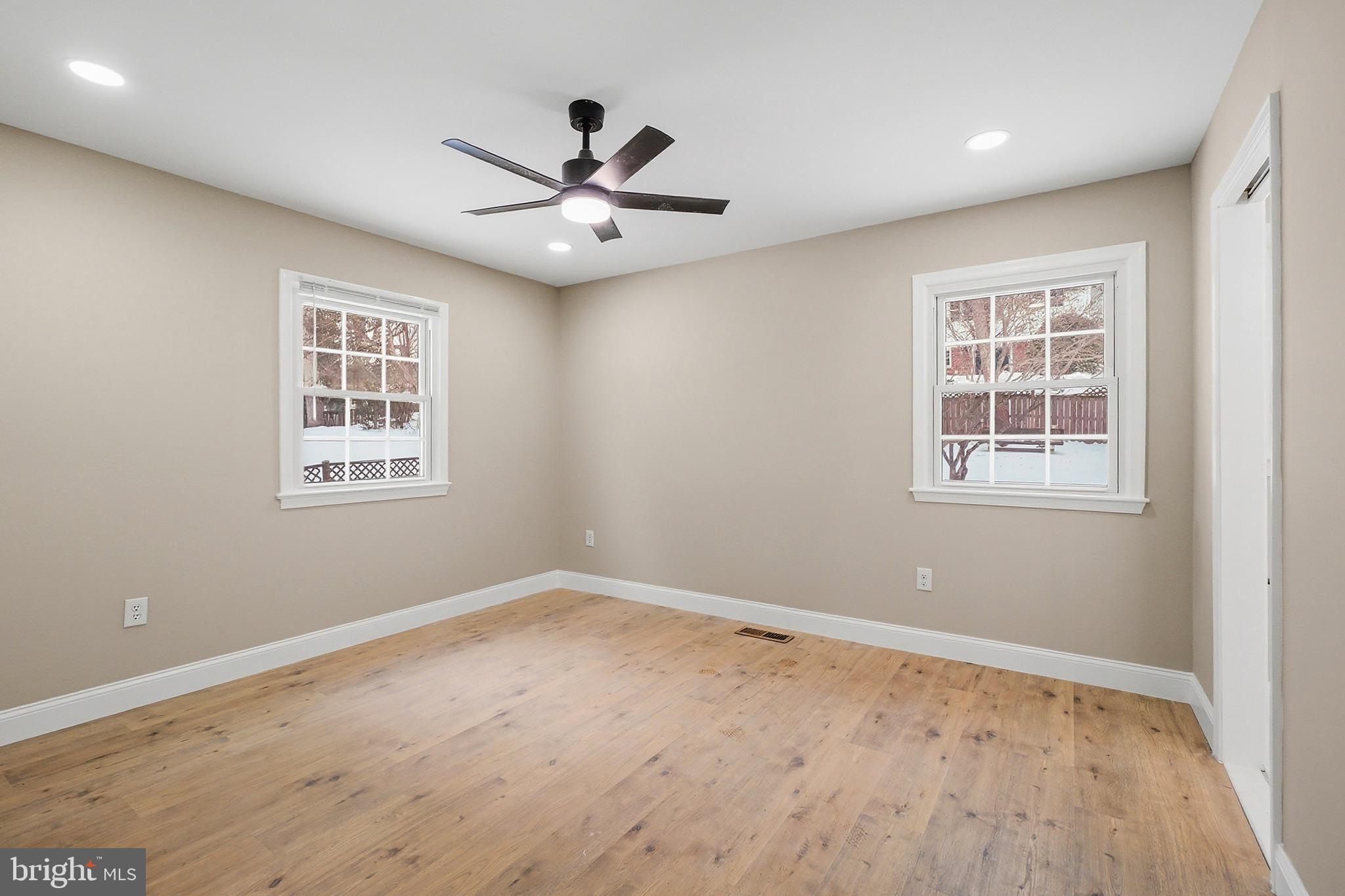 DIAMOND COURTS - Residential