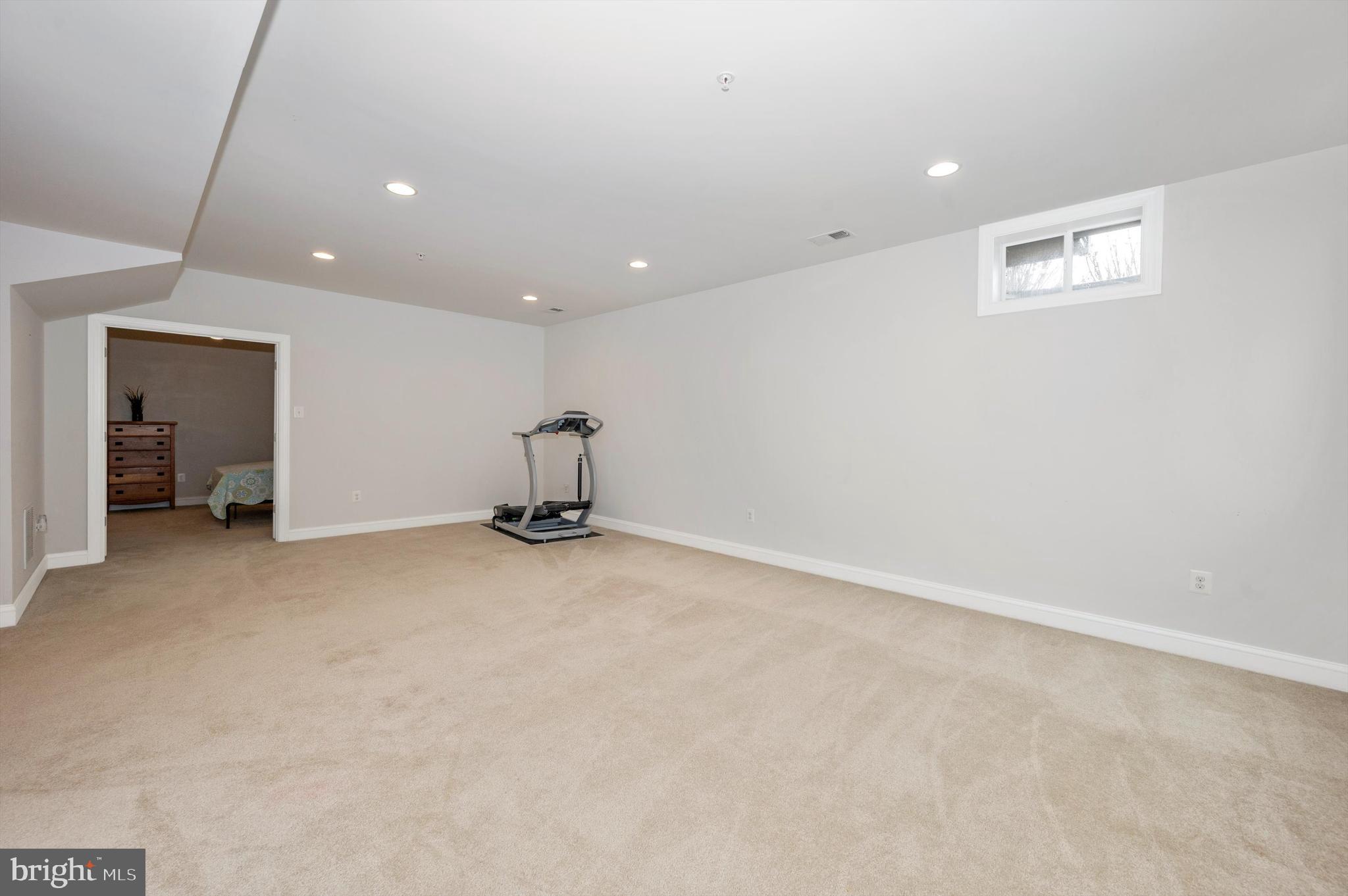 BRIGHTWELL CROSSING - Residential