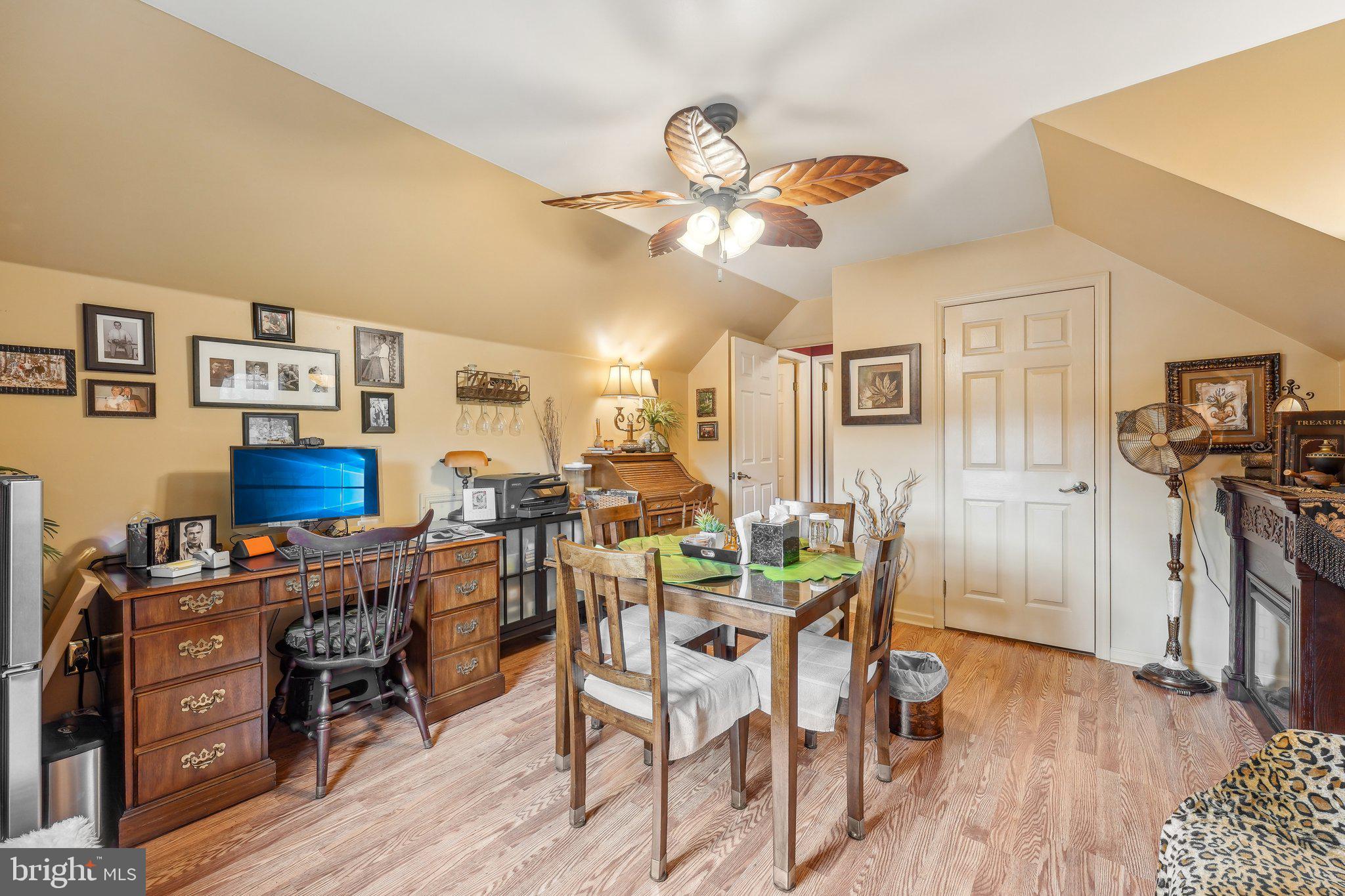 MAPLE SPRINGS - Residential