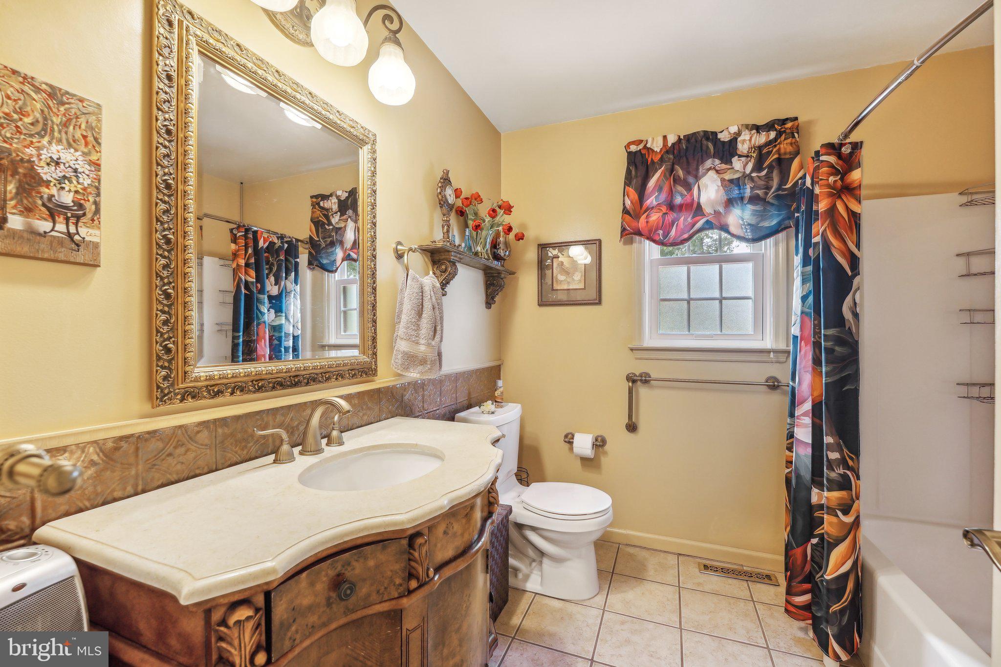 MAPLE SPRINGS - Residential