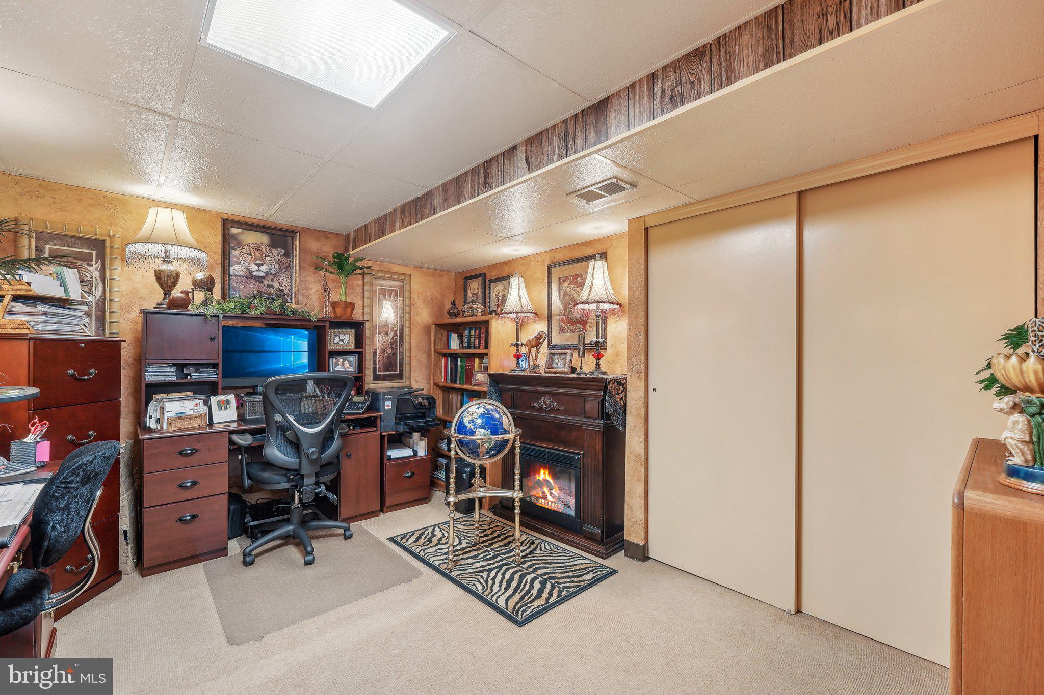 MAPLE SPRINGS - Residential