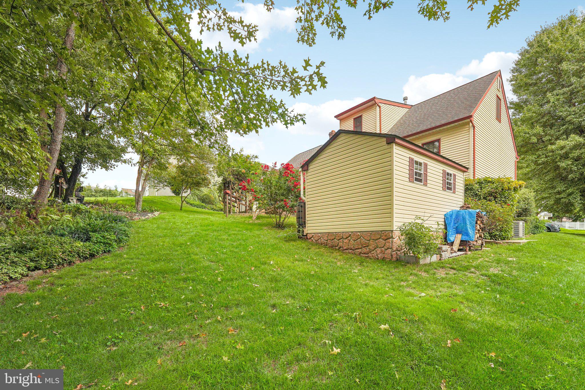 MAPLE SPRINGS - Residential