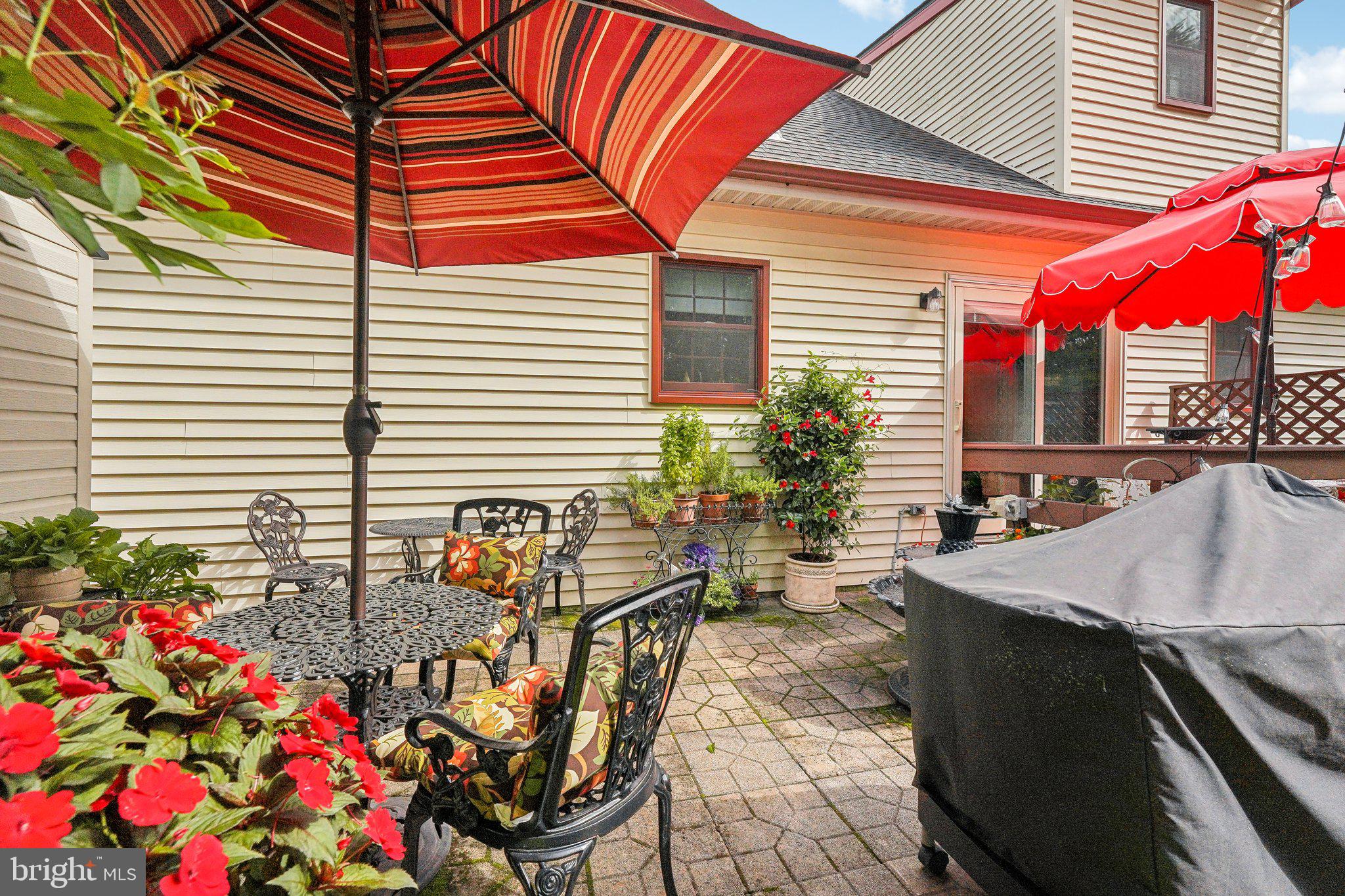 MAPLE SPRINGS - Residential