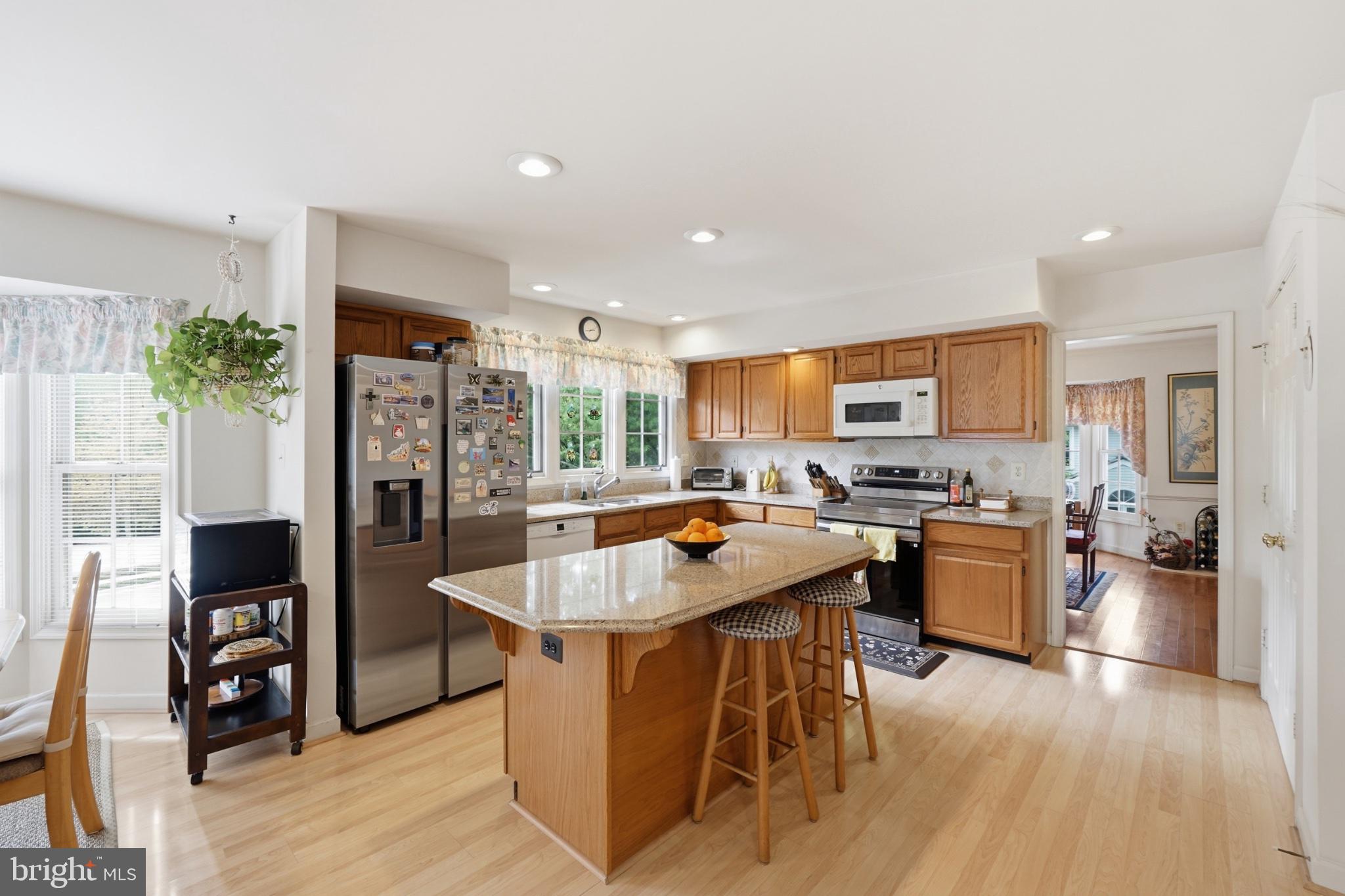5 STATIONHOUSE COURT