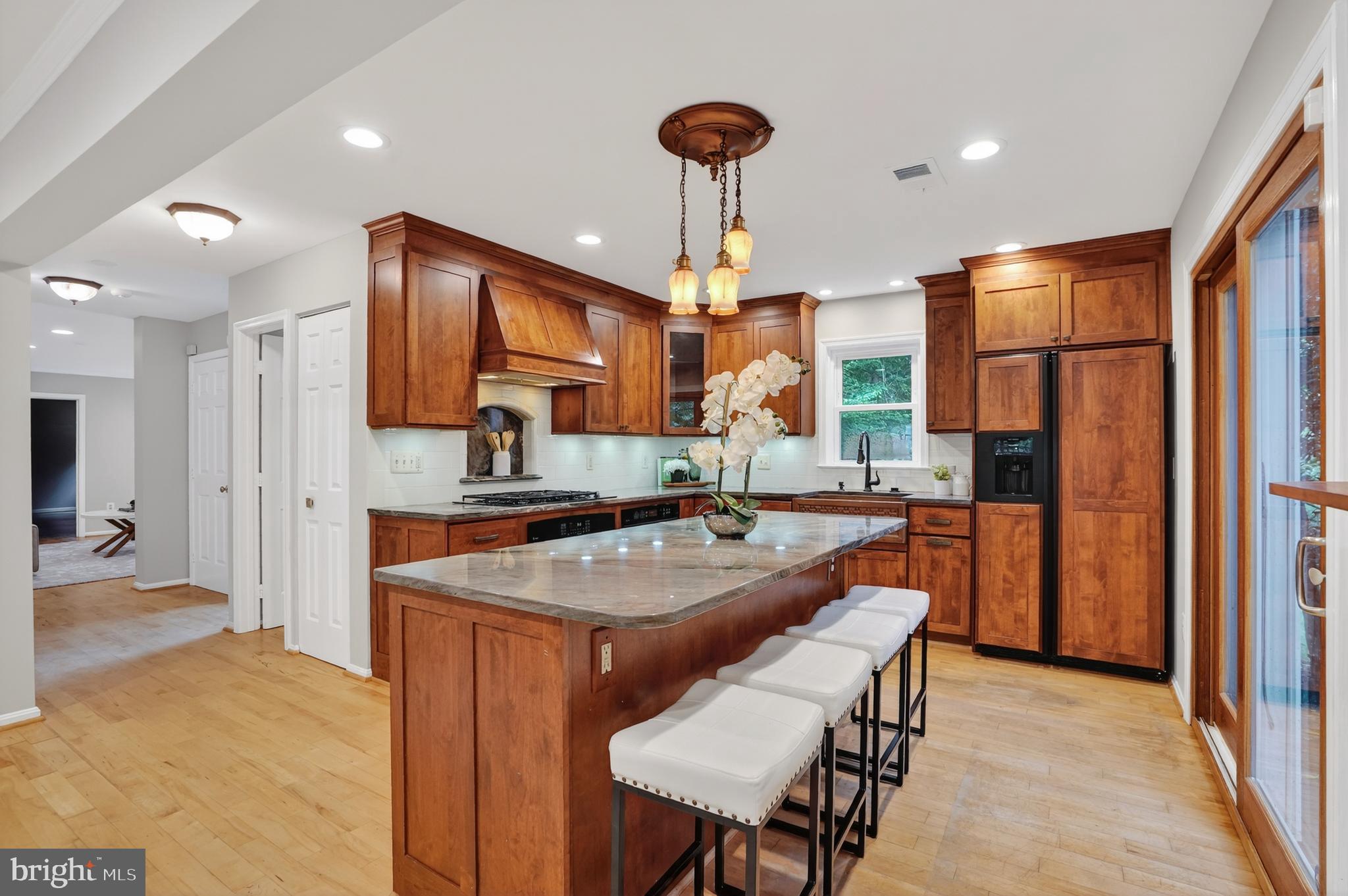 LAKE RIDGE LYNNWOOD - Residential