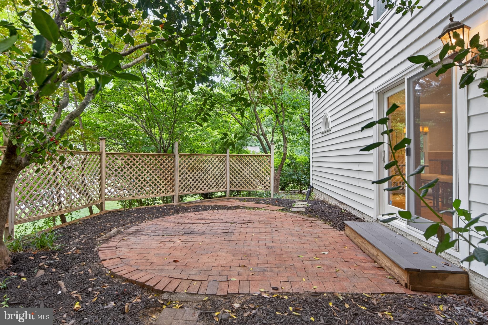 LAKE RIDGE LYNNWOOD - Residential