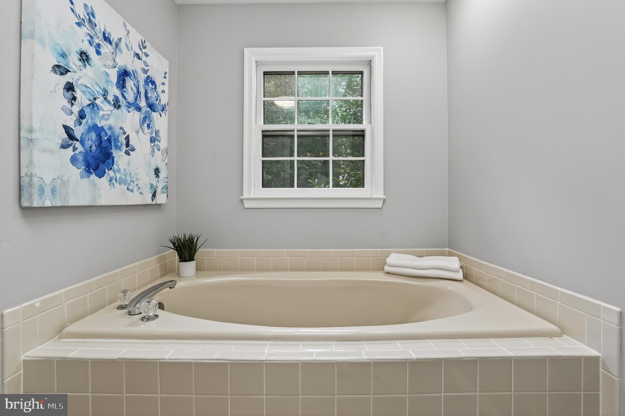 LAKE RIDGE LYNNWOOD - Residential