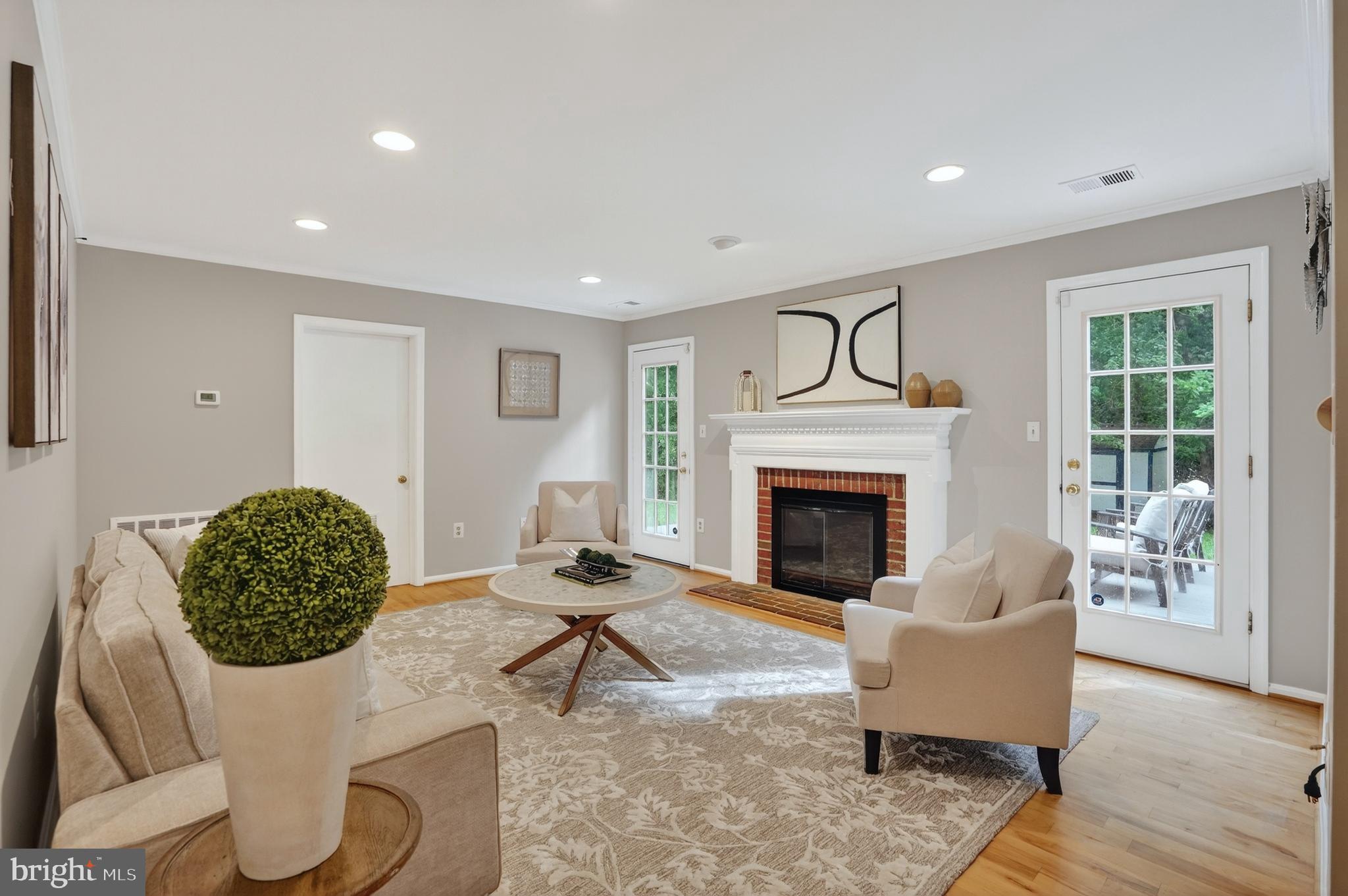 LAKE RIDGE LYNNWOOD - Residential