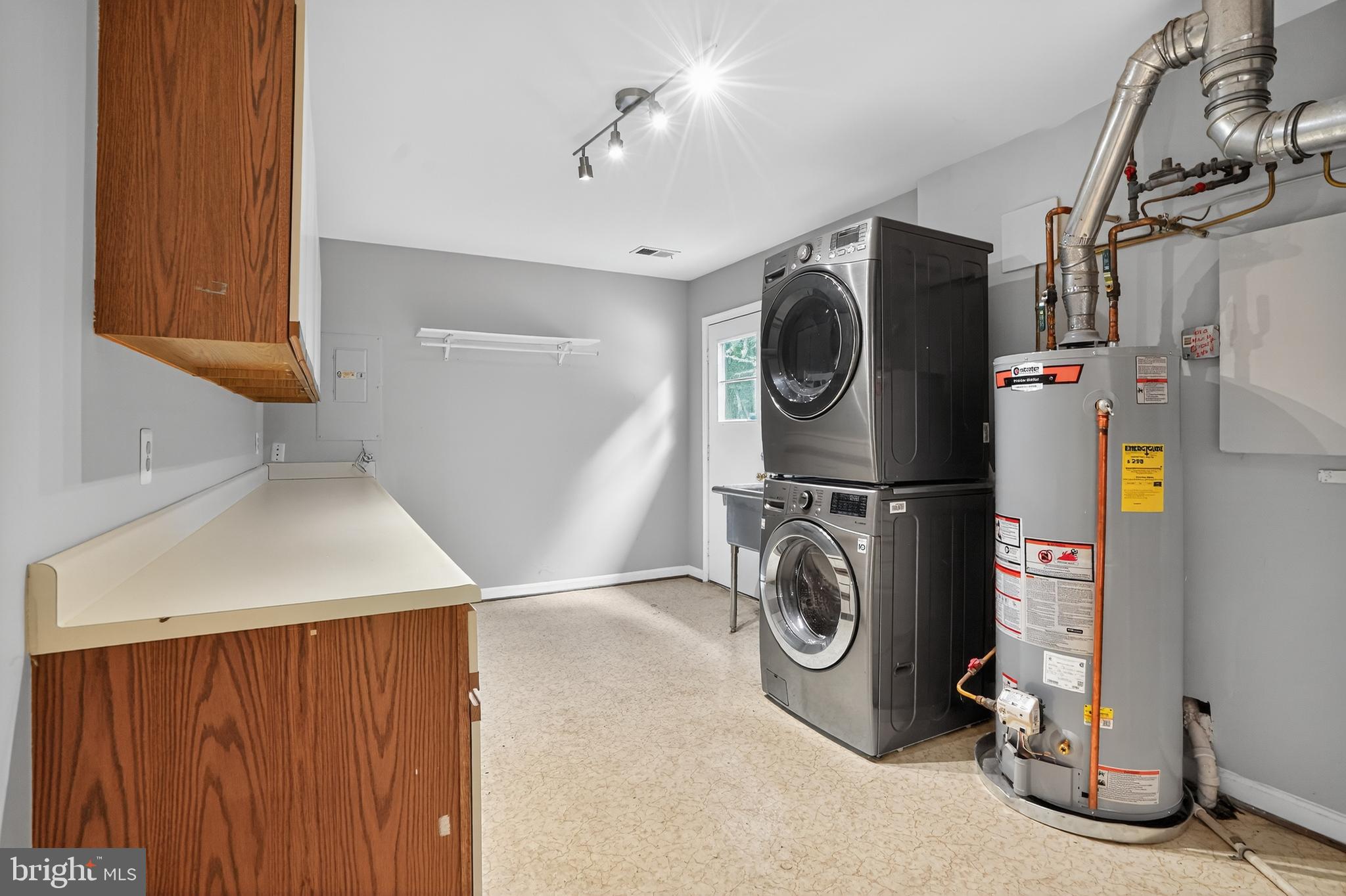 LAKE RIDGE LYNNWOOD - Residential