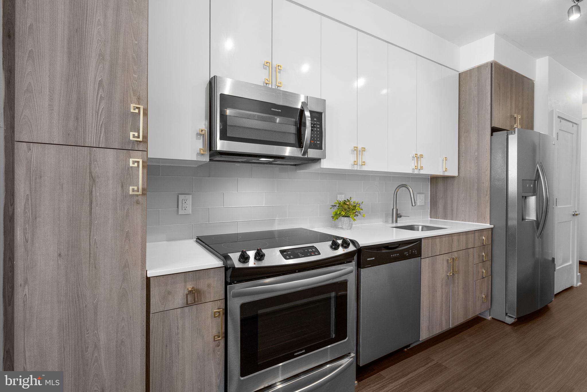 NATIONAL HARBOR - Residential Lease