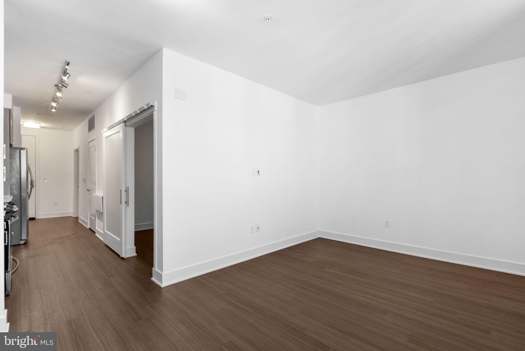 NATIONAL HARBOR - Residential Lease