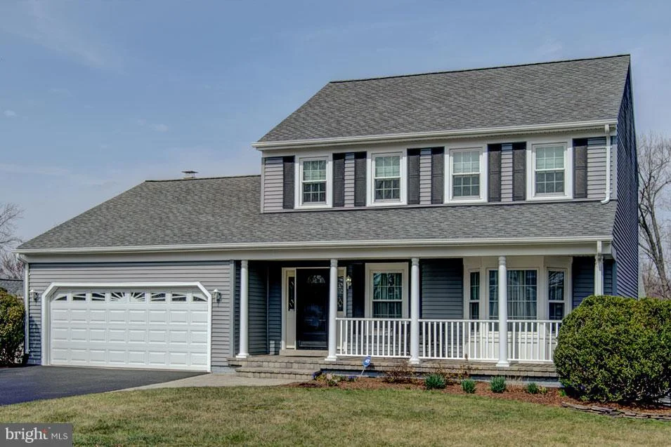 13176 Lazy Glen Lane, Oak Hill, VA 20171
