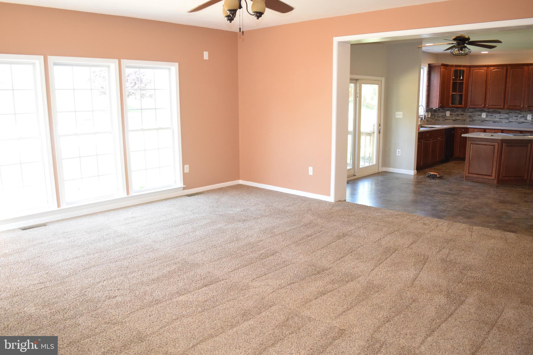 DEMORY FARM - Residential