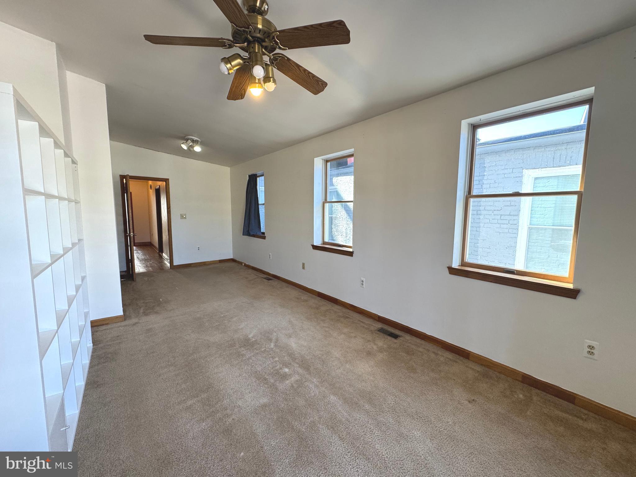 BUTCHERS HILL - Residential Lease