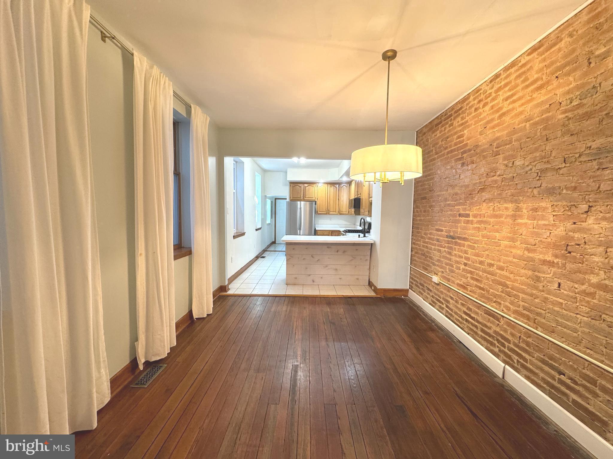 BUTCHERS HILL - Residential Lease