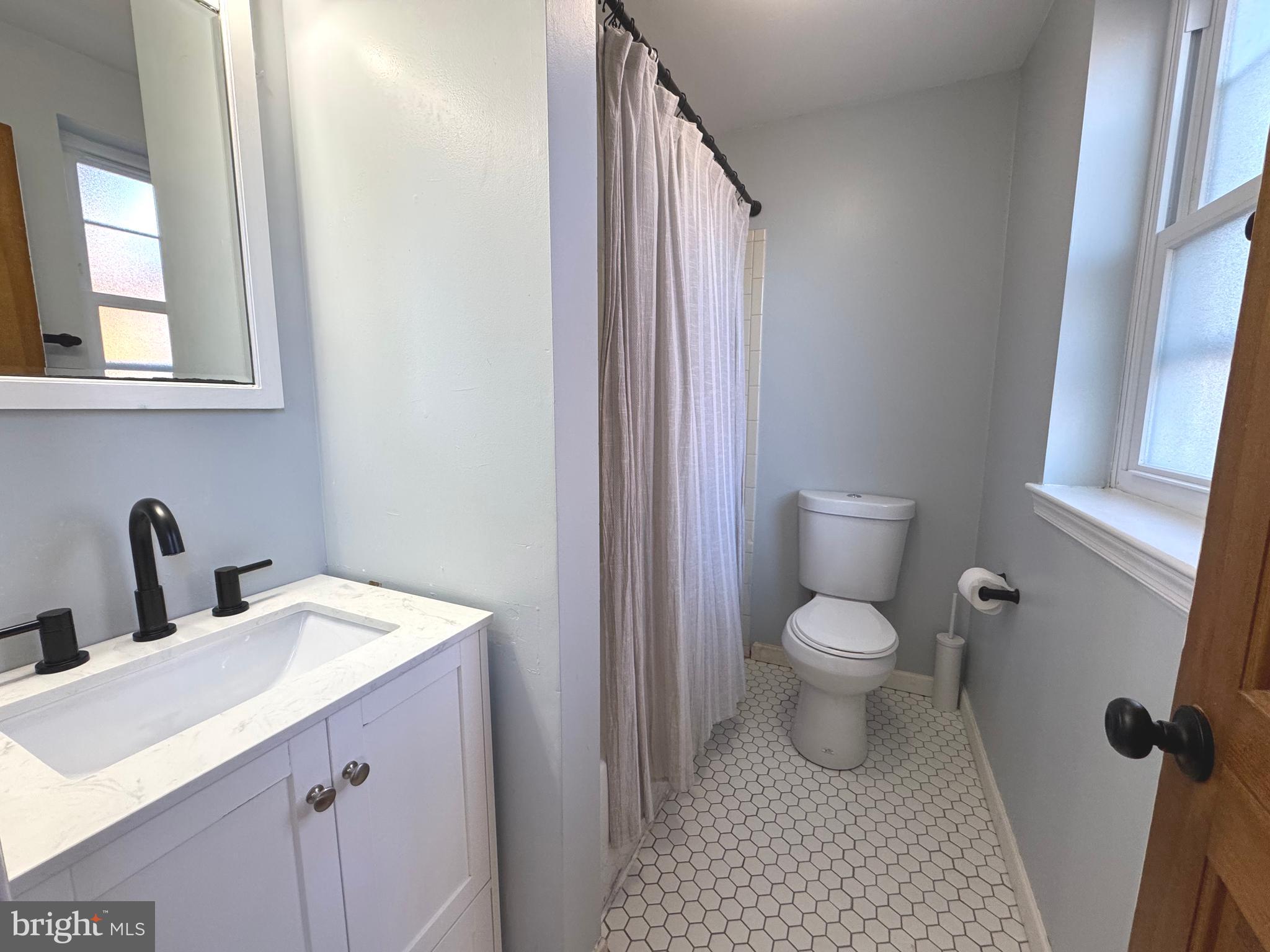 BUTCHERS HILL - Residential Lease