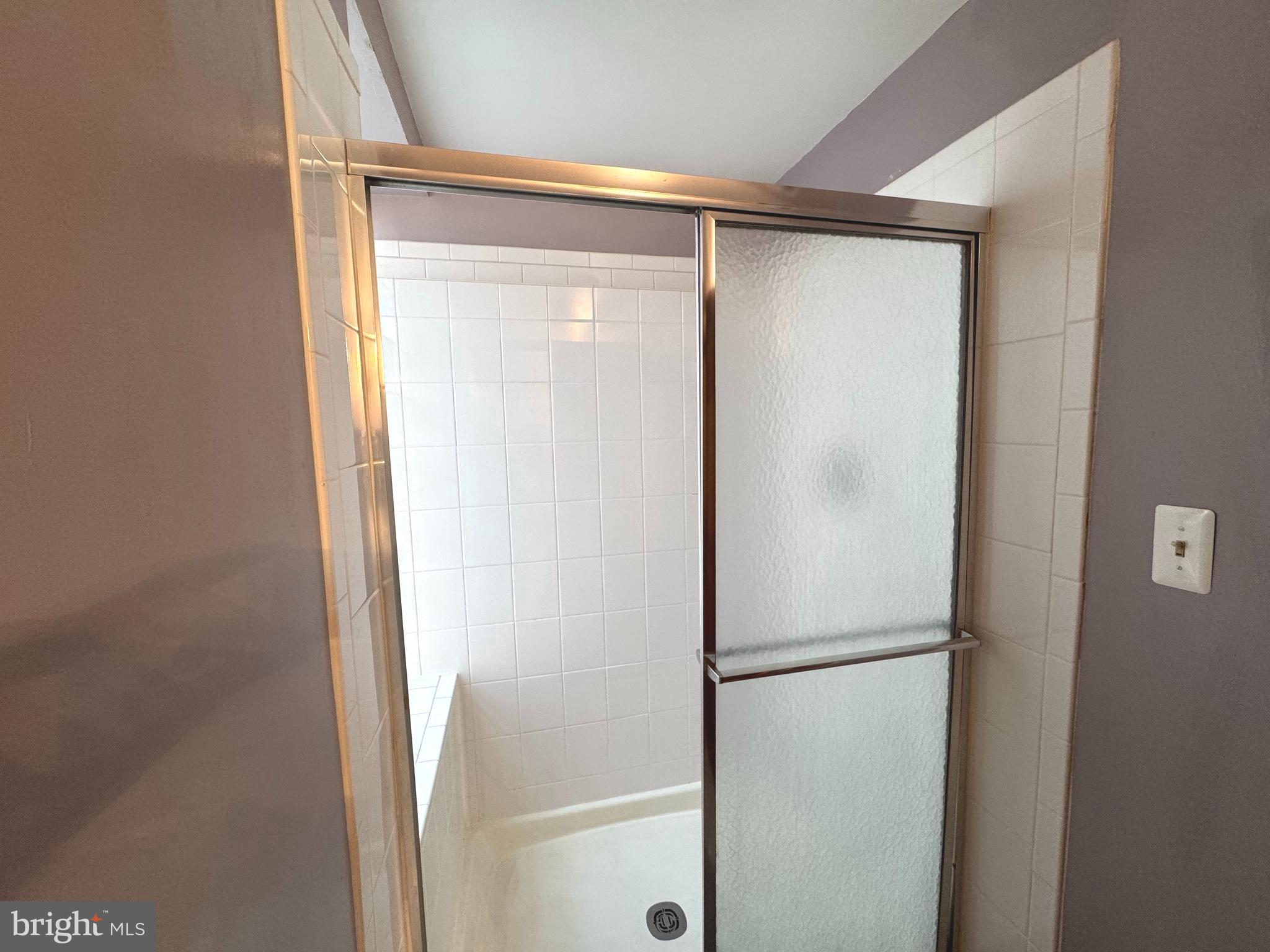 BUTCHERS HILL - Residential Lease