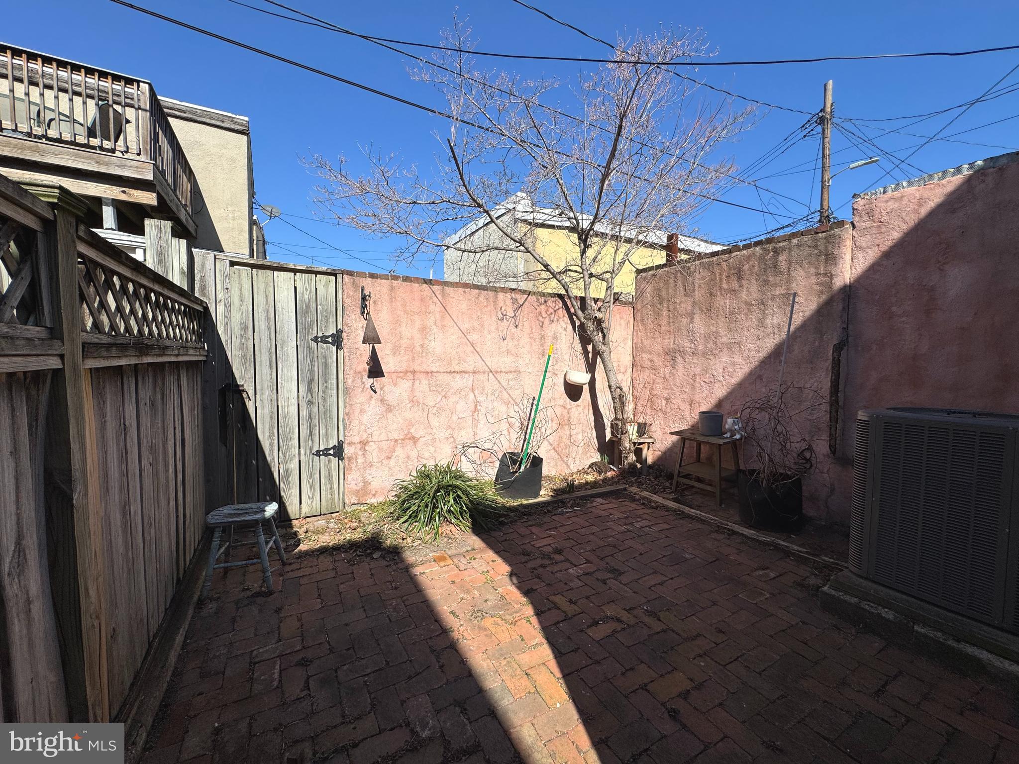 BUTCHERS HILL - Residential Lease