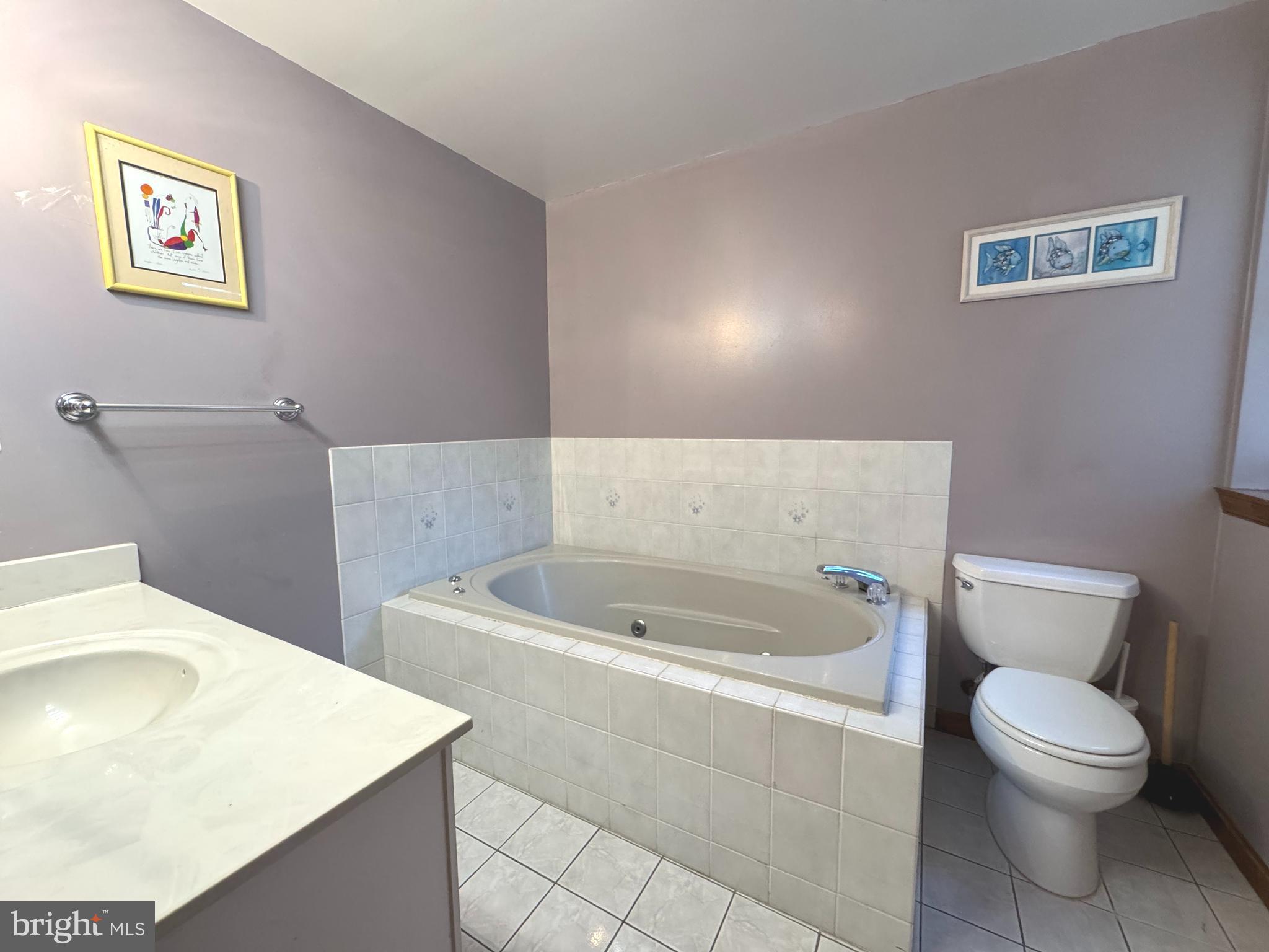 BUTCHERS HILL - Residential Lease