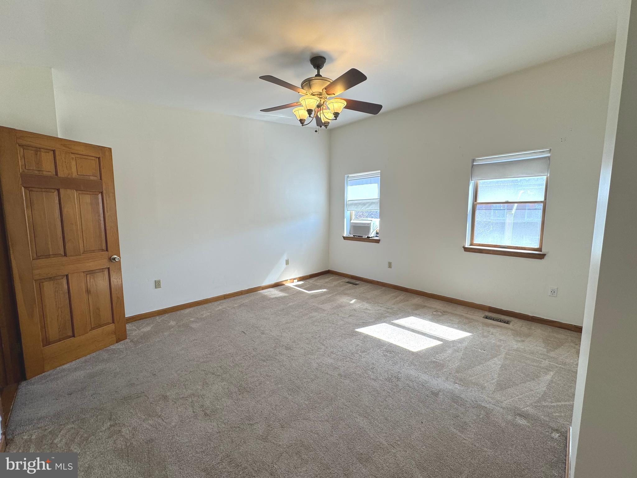 BUTCHERS HILL - Residential Lease