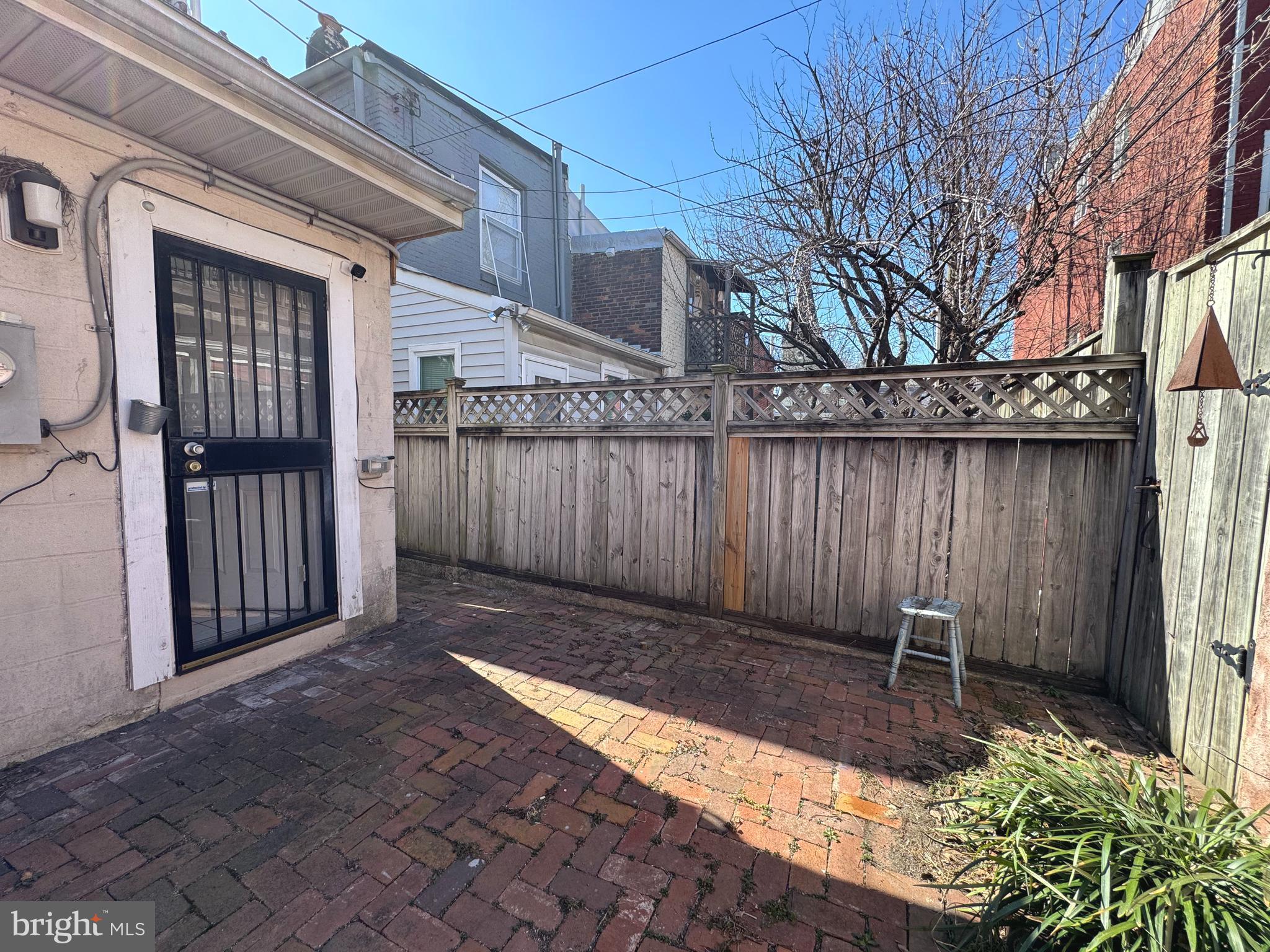 BUTCHERS HILL - Residential Lease