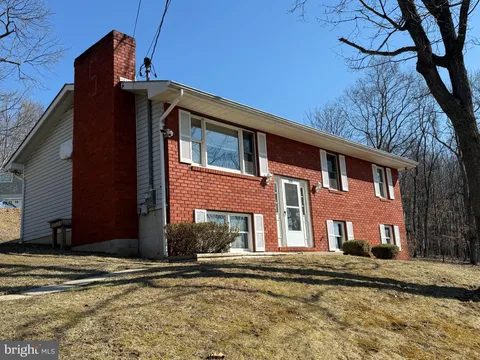 MLS: WVMI2003238