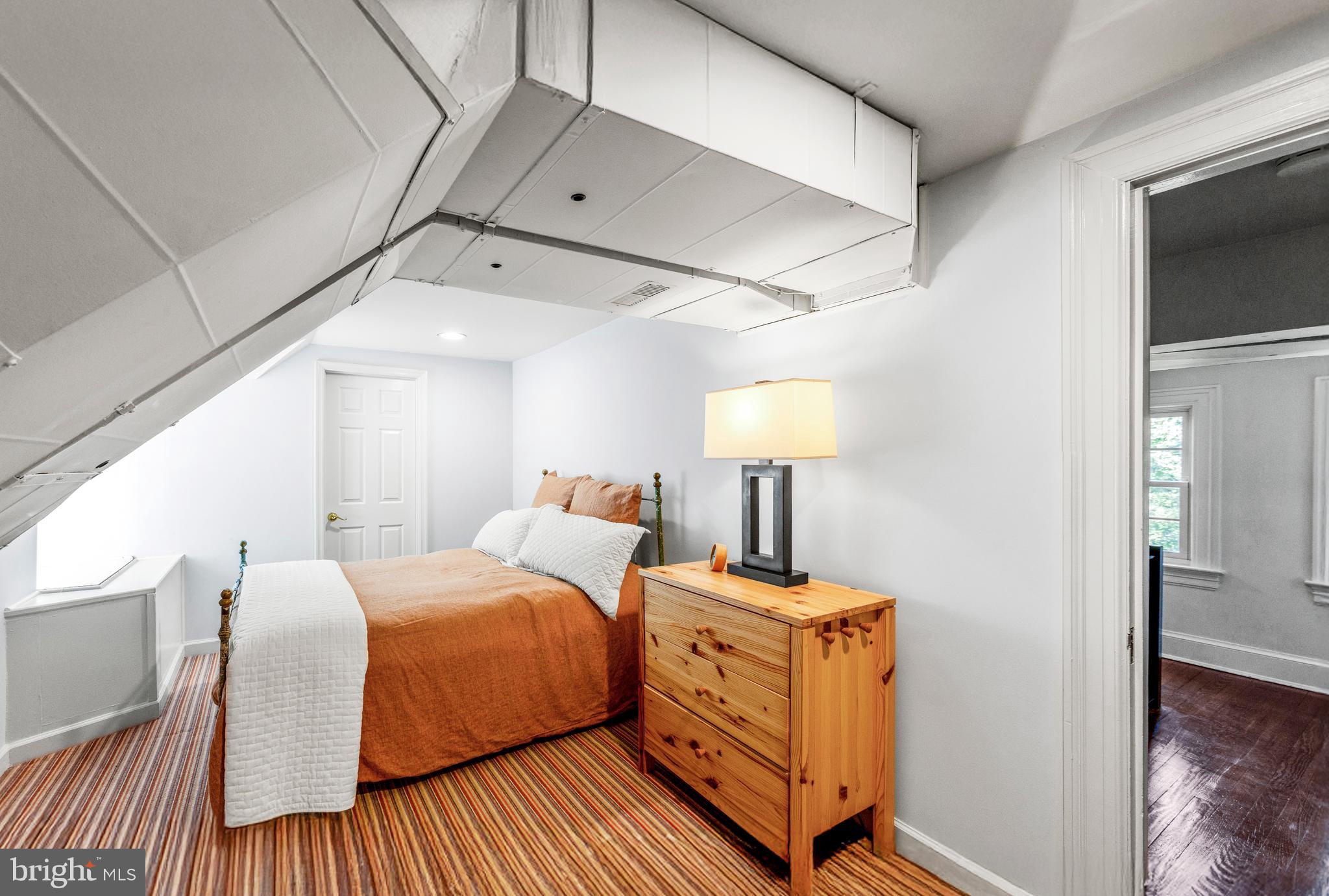 CHEVY CHASE VILLAGE - Residential