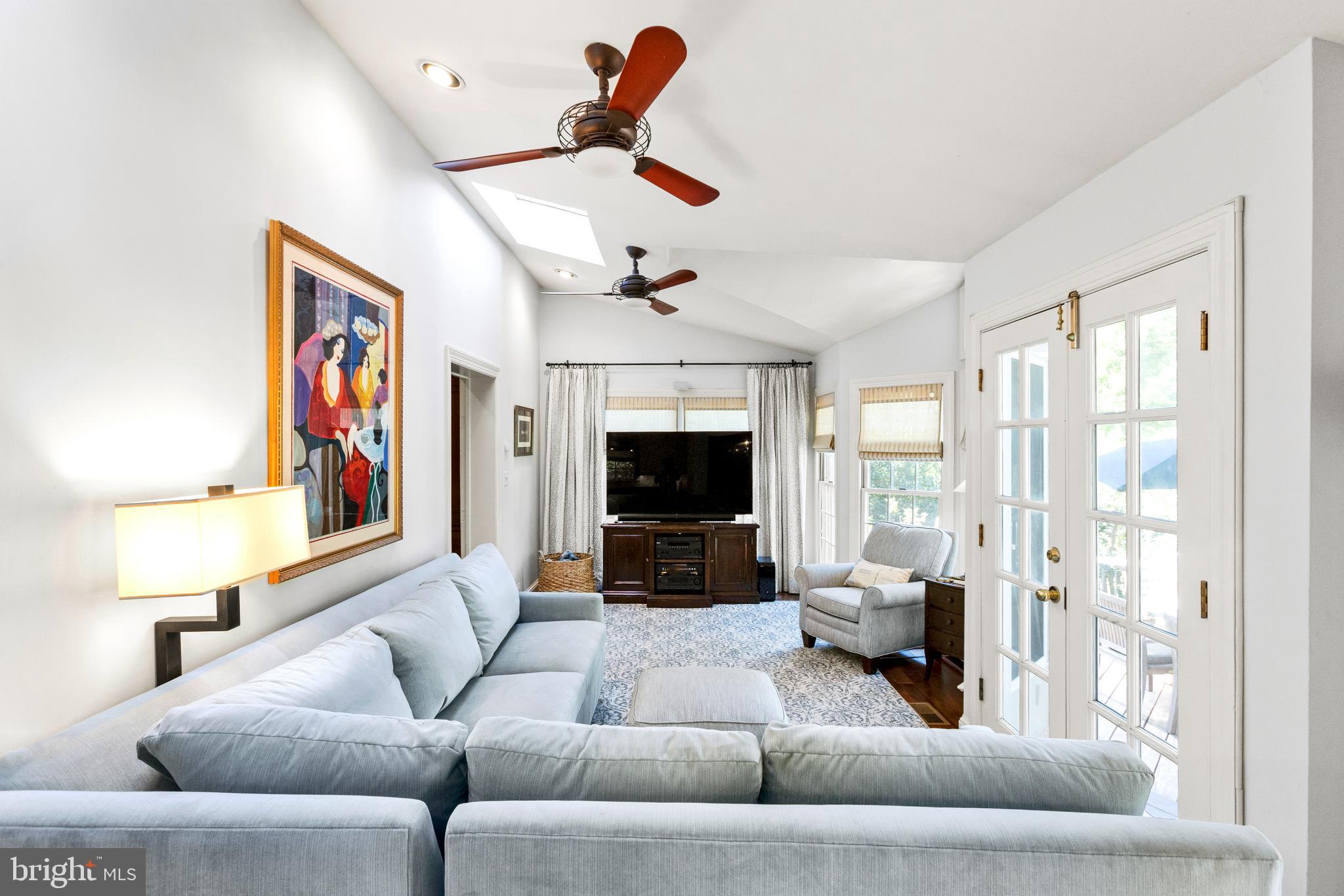 CHEVY CHASE VILLAGE - Residential