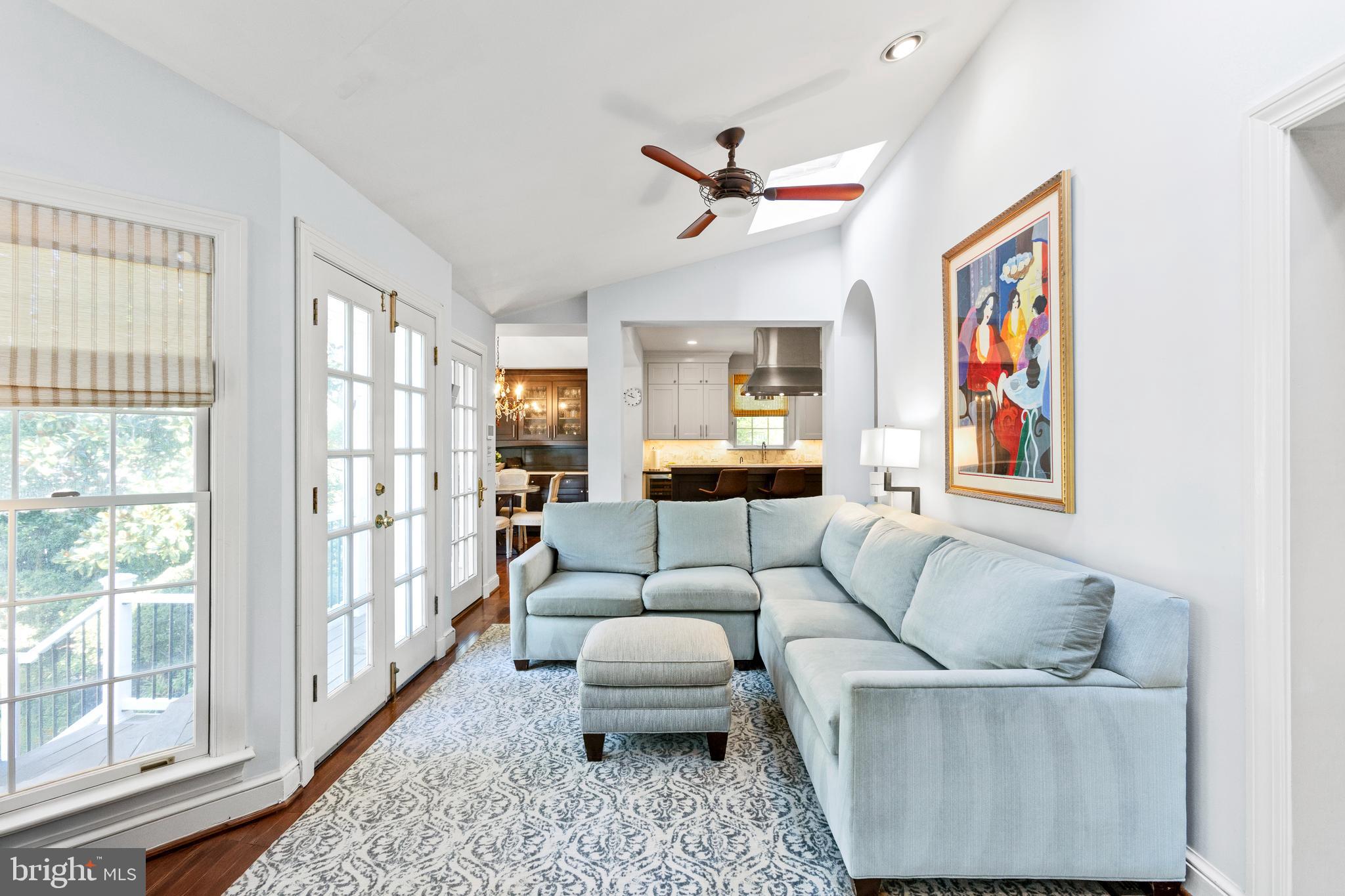 CHEVY CHASE VILLAGE - Residential