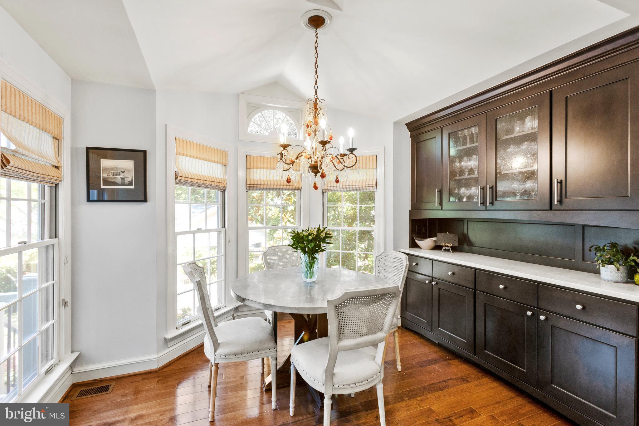 CHEVY CHASE VILLAGE - Residential