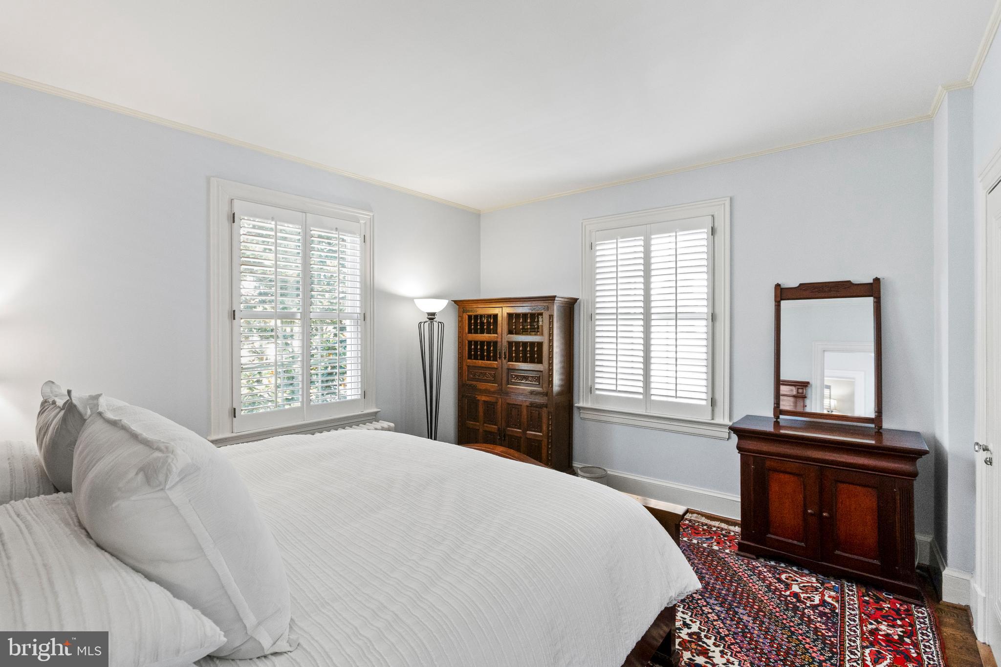 CHEVY CHASE VILLAGE - Residential