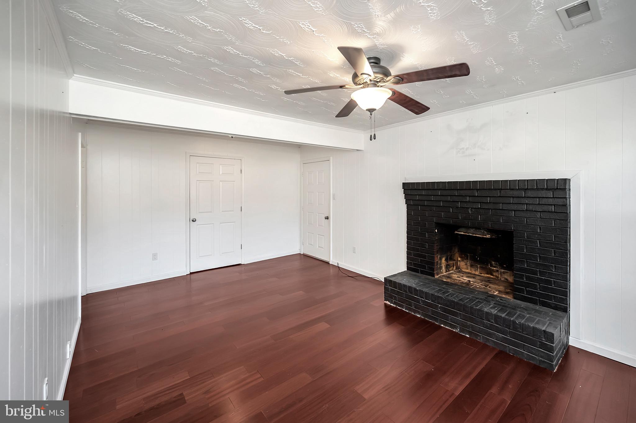 WILLOW OAKS - Residential