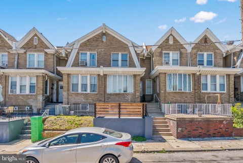 Townhouse For Sale - 4050 K Street<br/> PHILADELPHIA, PA 19124