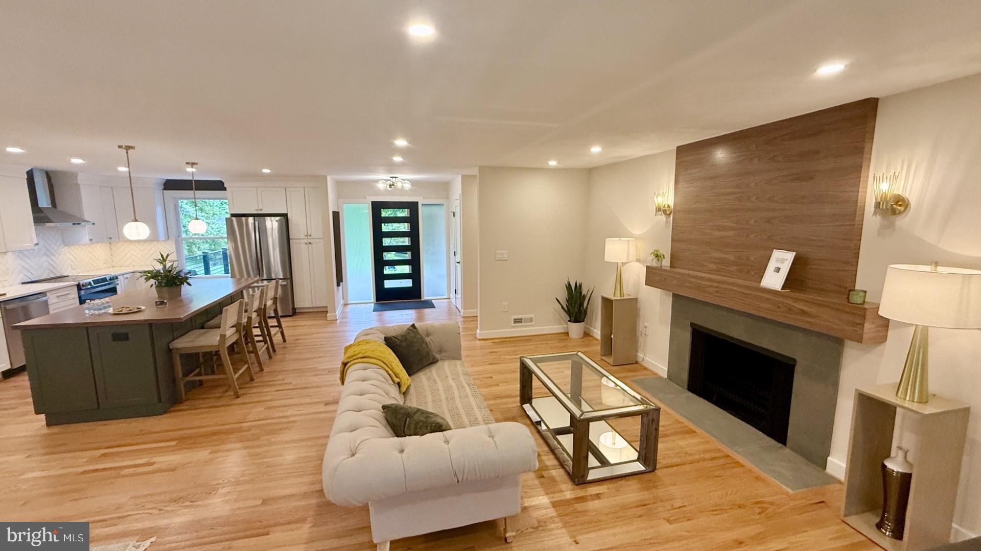 5708 ANNAMARIE COURT