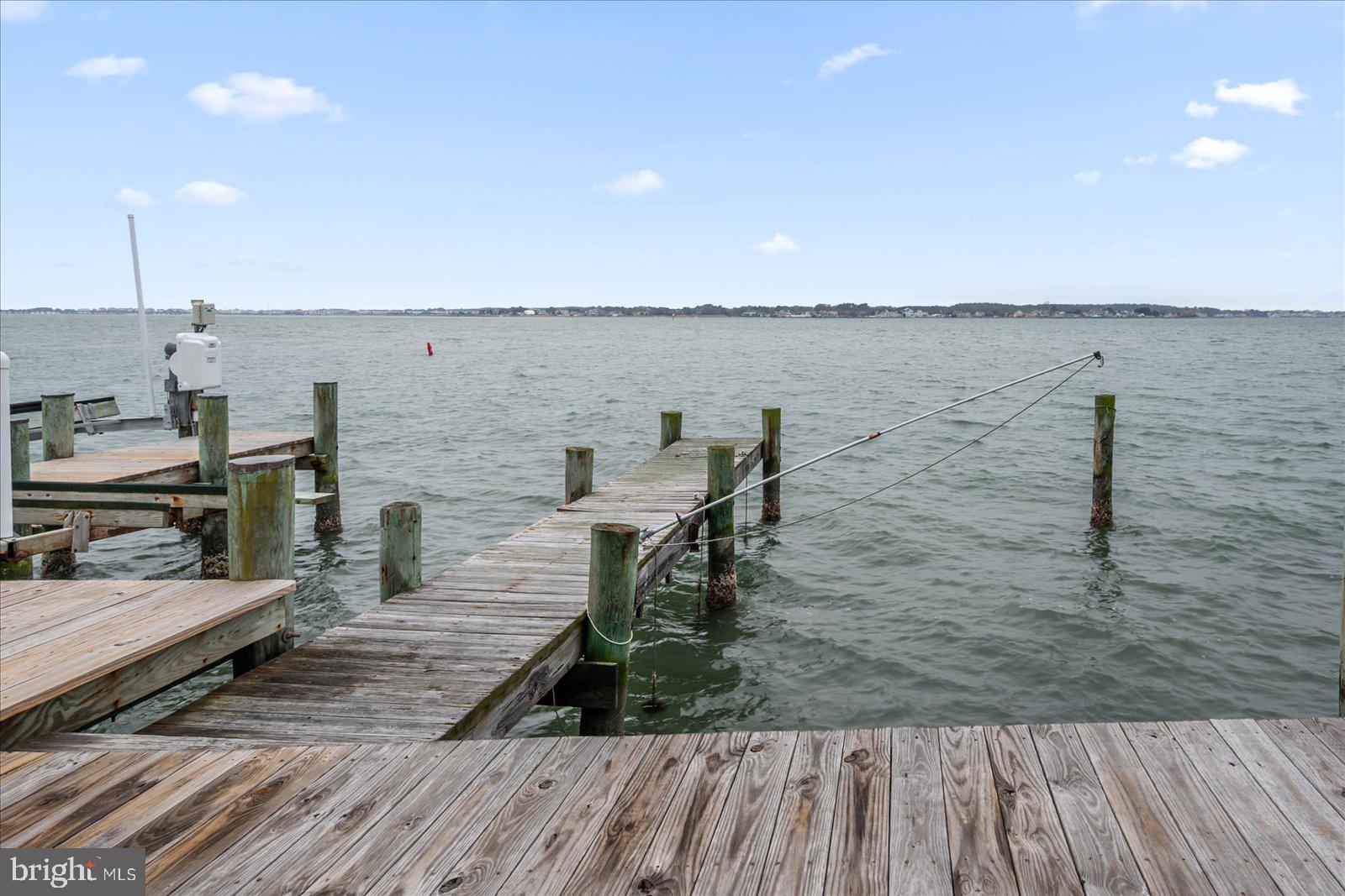 BAYSHORE ESTATES - Residential