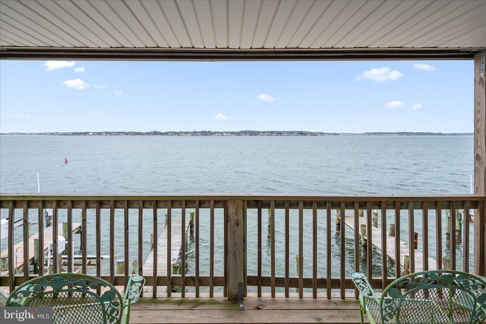 BAYSHORE ESTATES - Residential