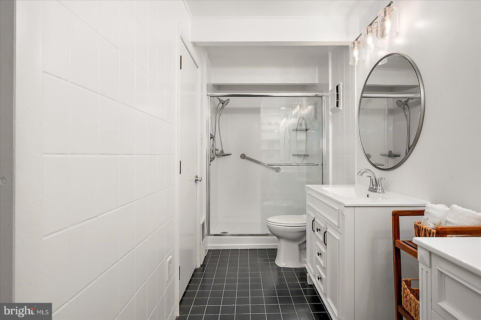 BAYSHORE ESTATES - Residential