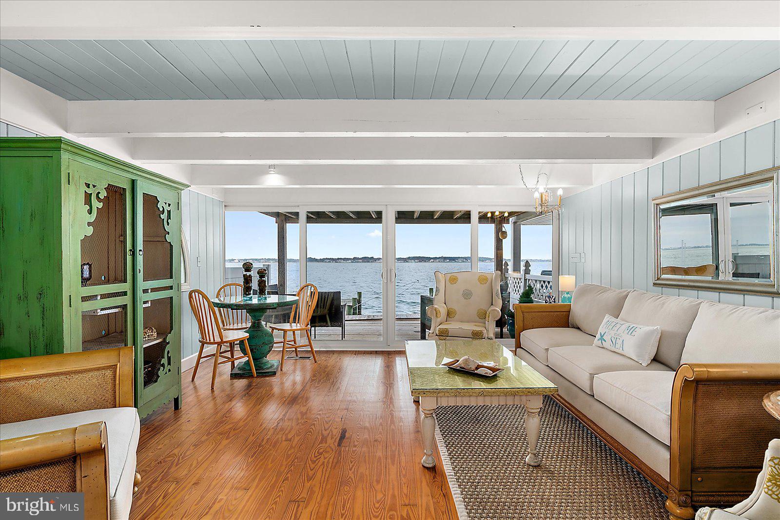 605 BAYSHORE DRIVE 22