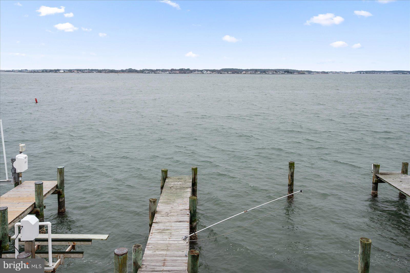 BAYSHORE ESTATES - Residential