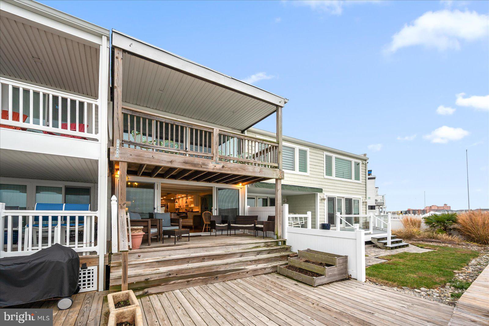 BAYSHORE ESTATES - Residential