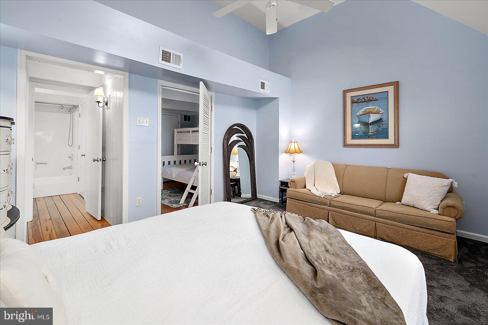 BAYSHORE ESTATES - Residential