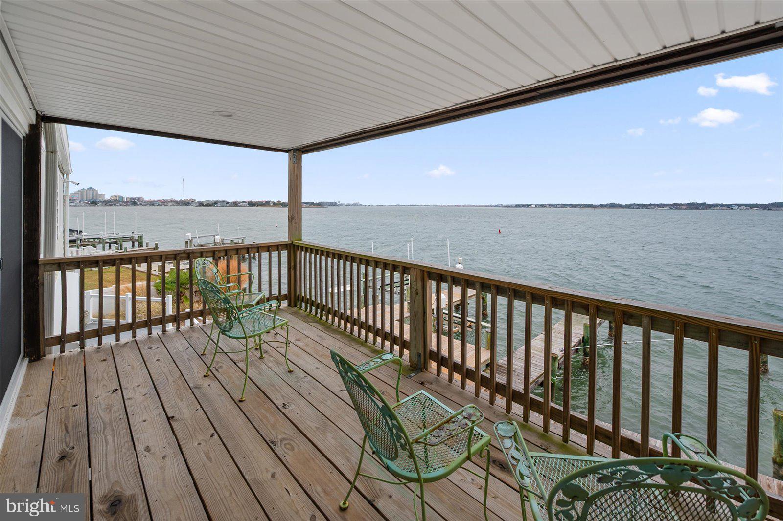 BAYSHORE ESTATES - Residential