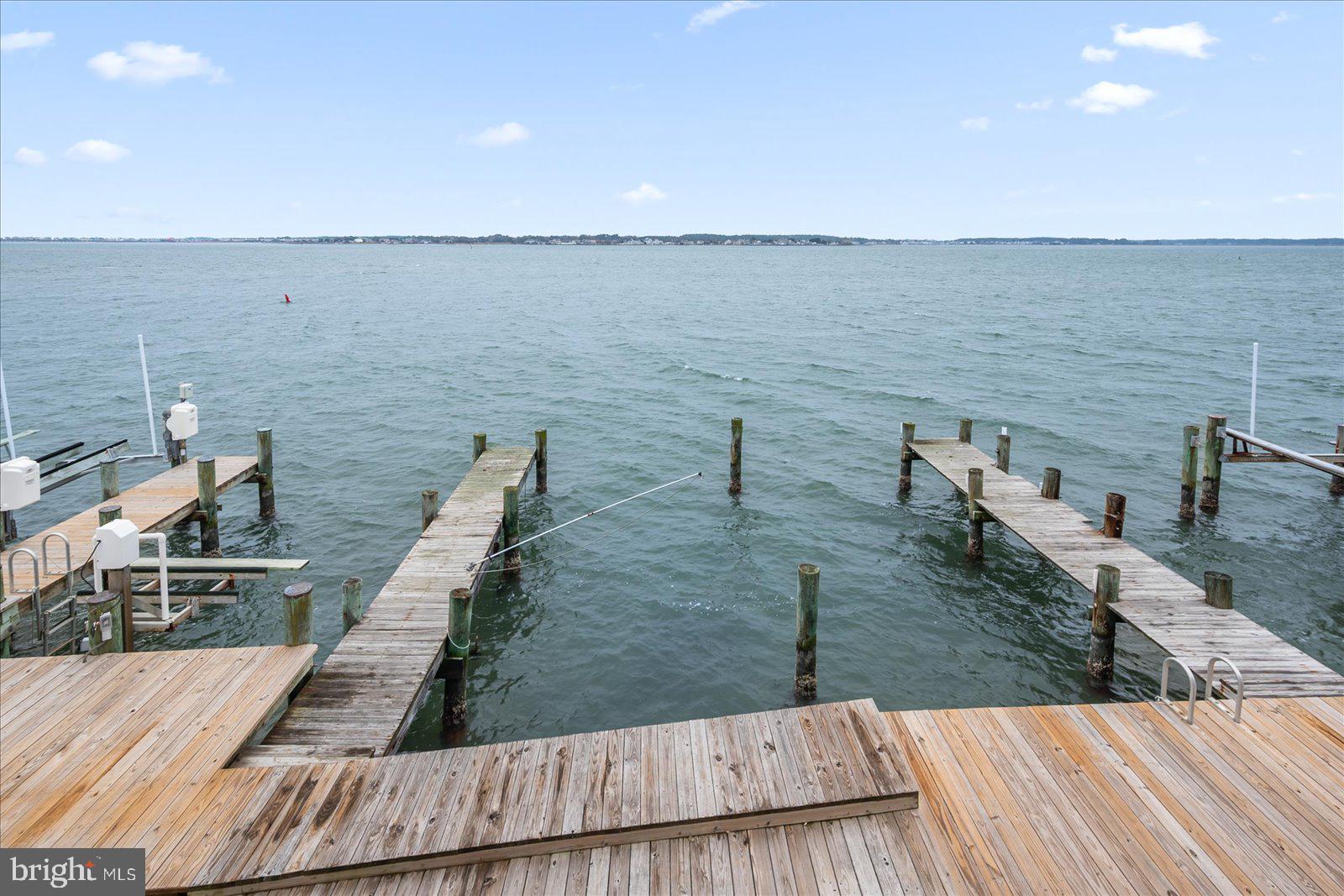 BAYSHORE ESTATES - Residential